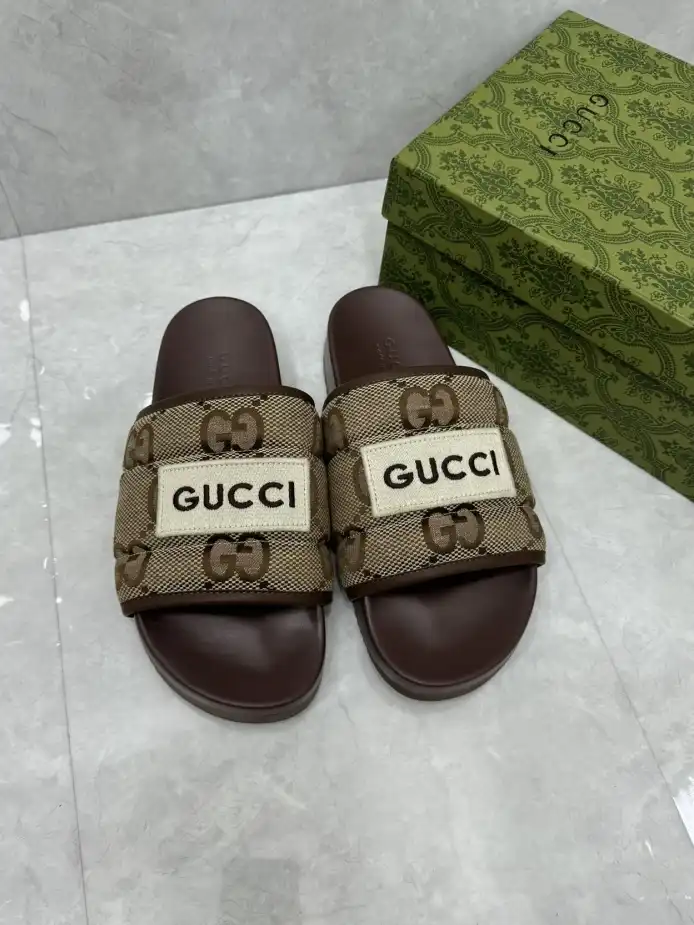 hype Gucci Slippers