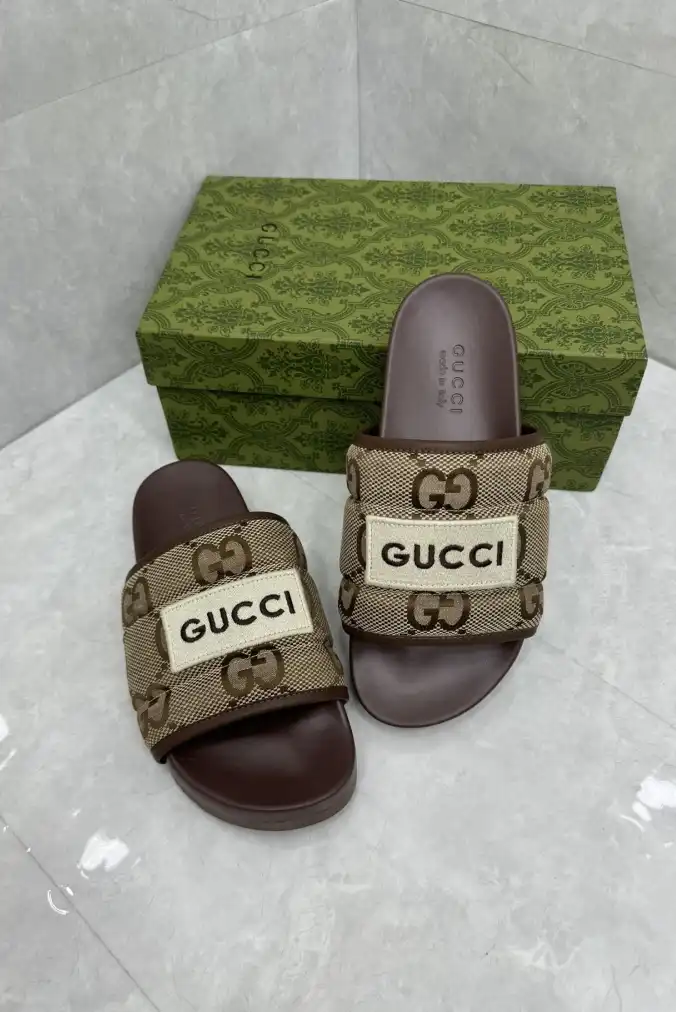 hype Gucci Slippers