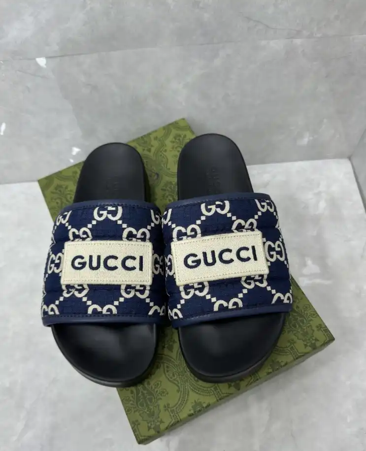 hype Gucci Slippers