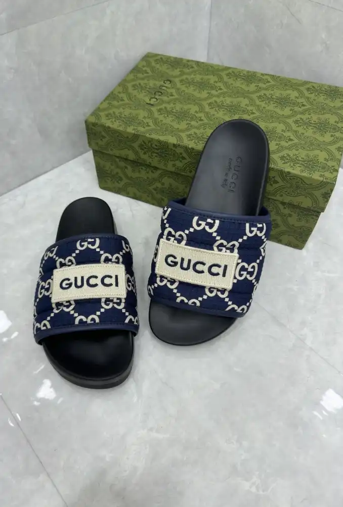 hype Gucci Slippers