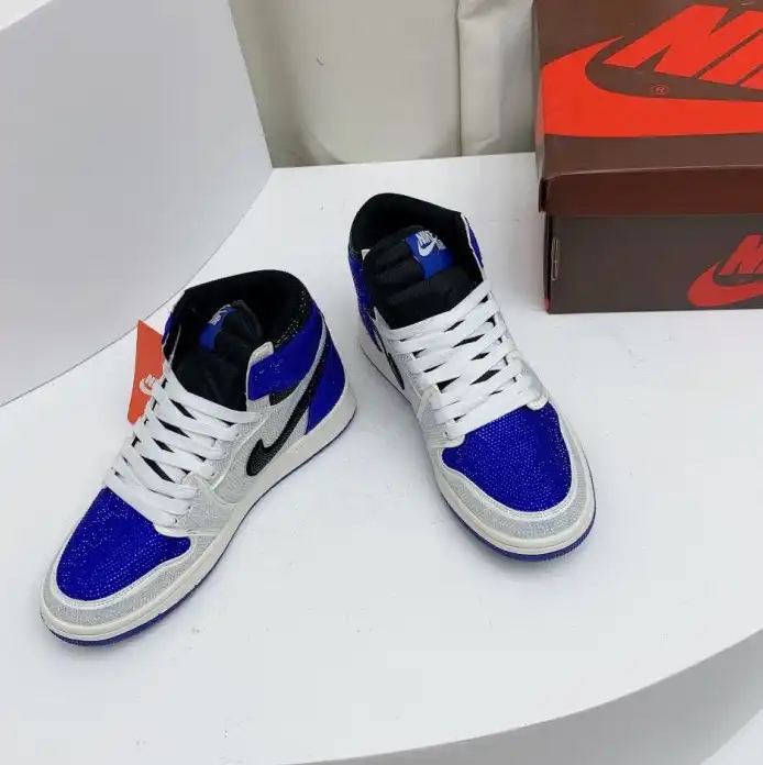 hype Nike Sneakers