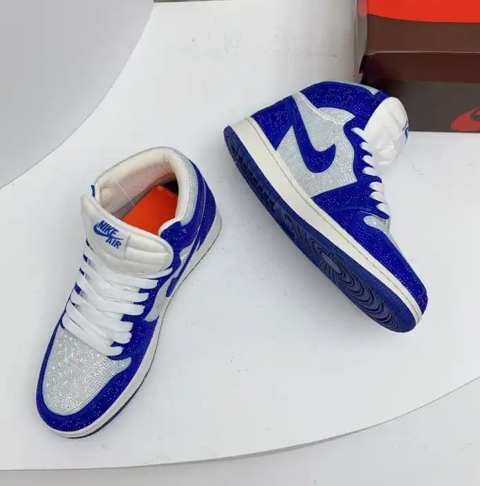 hype Nike Sneakers