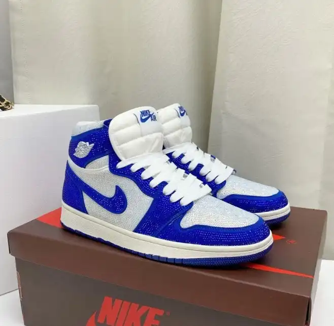 hype Nike Sneakers