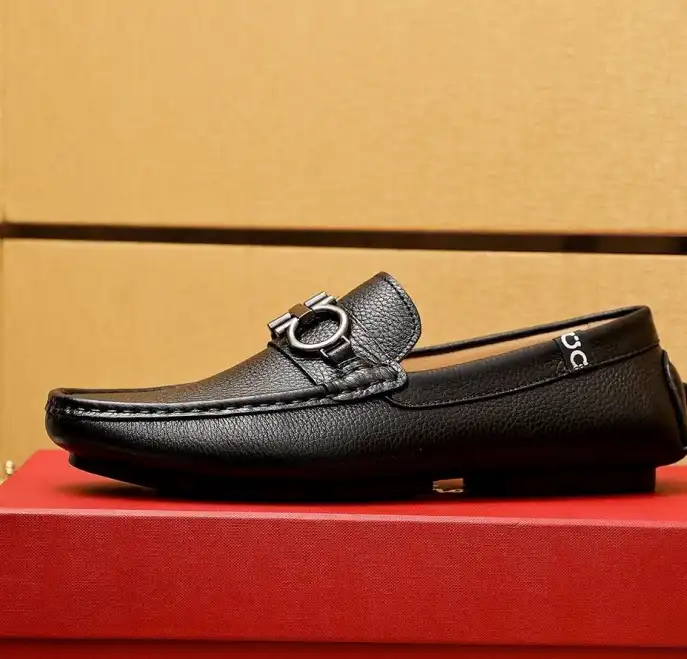 hype Ferragamo Leather Shoes