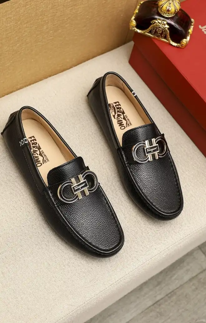 hype Ferragamo Leather Shoes