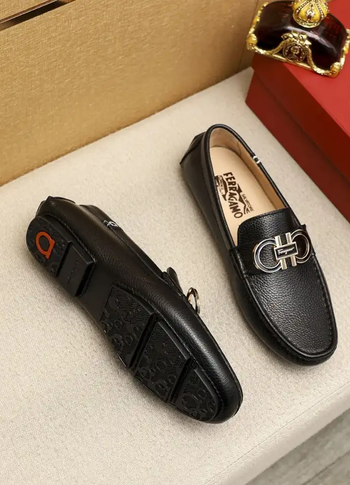 hype Ferragamo Leather Shoes