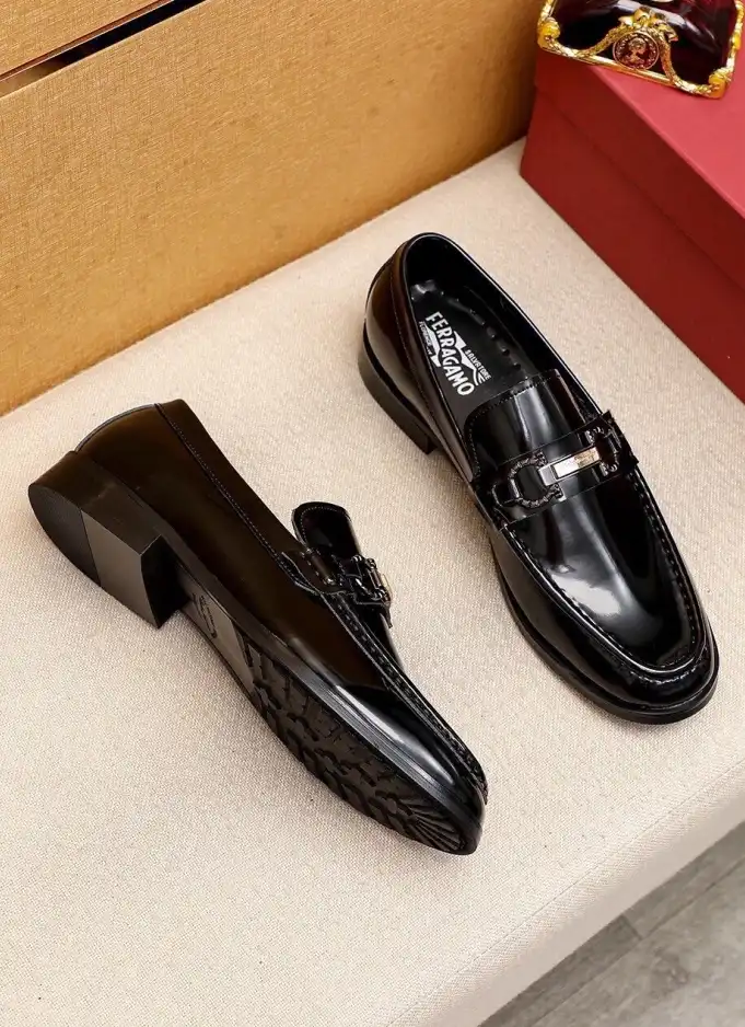 hype Ferragamo Leather Shoes