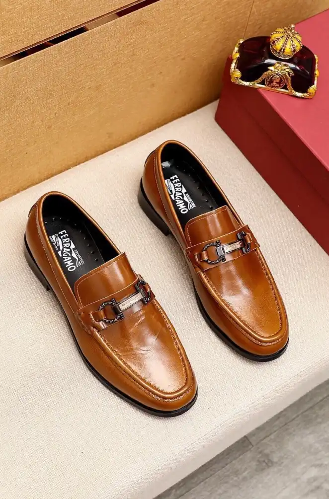 hype Ferragamo Leather Shoes