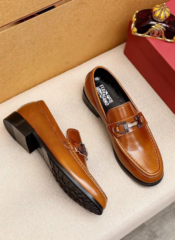 hype Ferragamo Leather Shoes