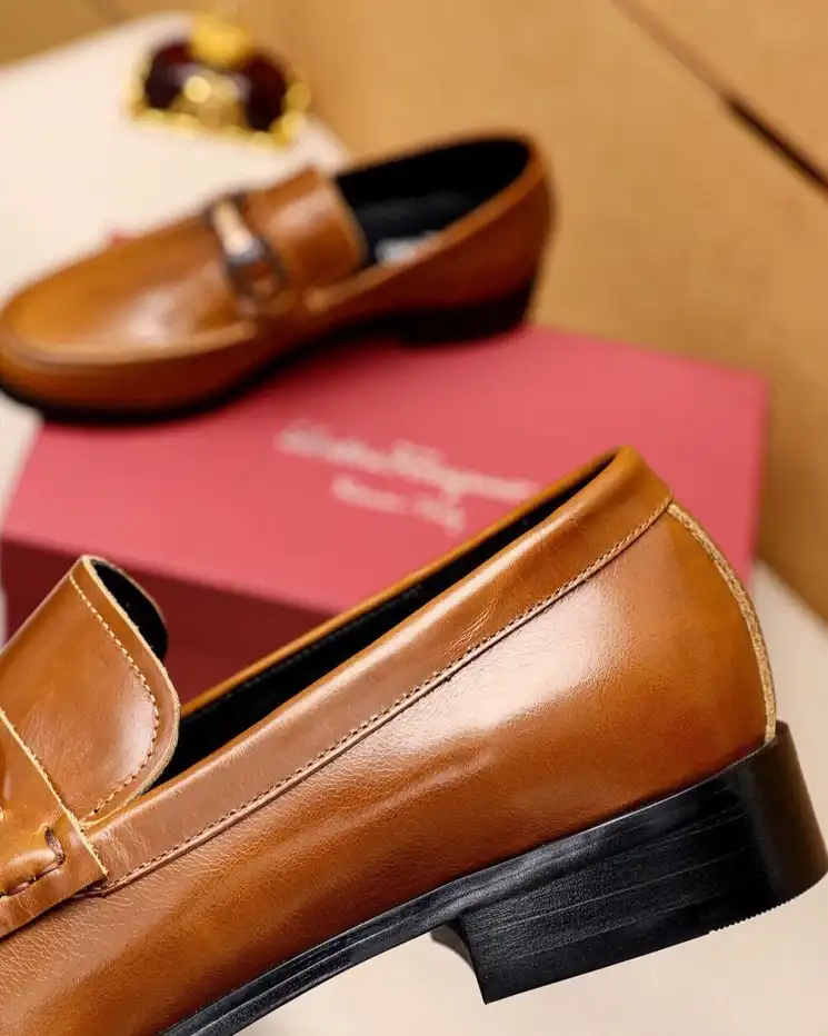 hype Ferragamo Leather Shoes