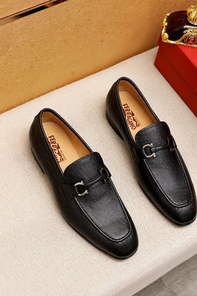 hype Ferragamo Leather Shoes