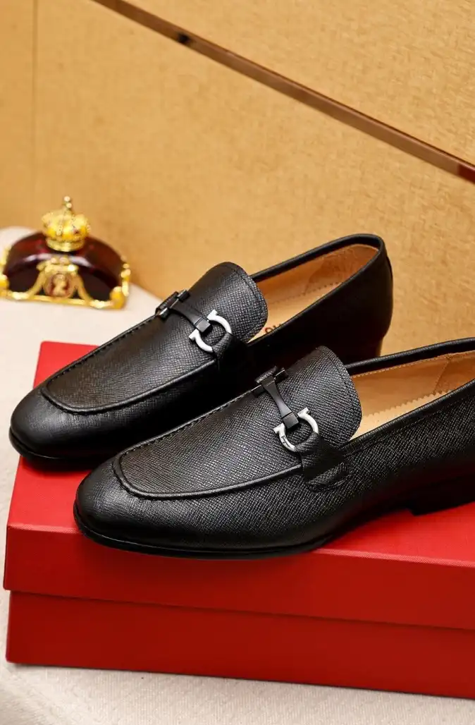 hype Ferragamo Leather Shoes