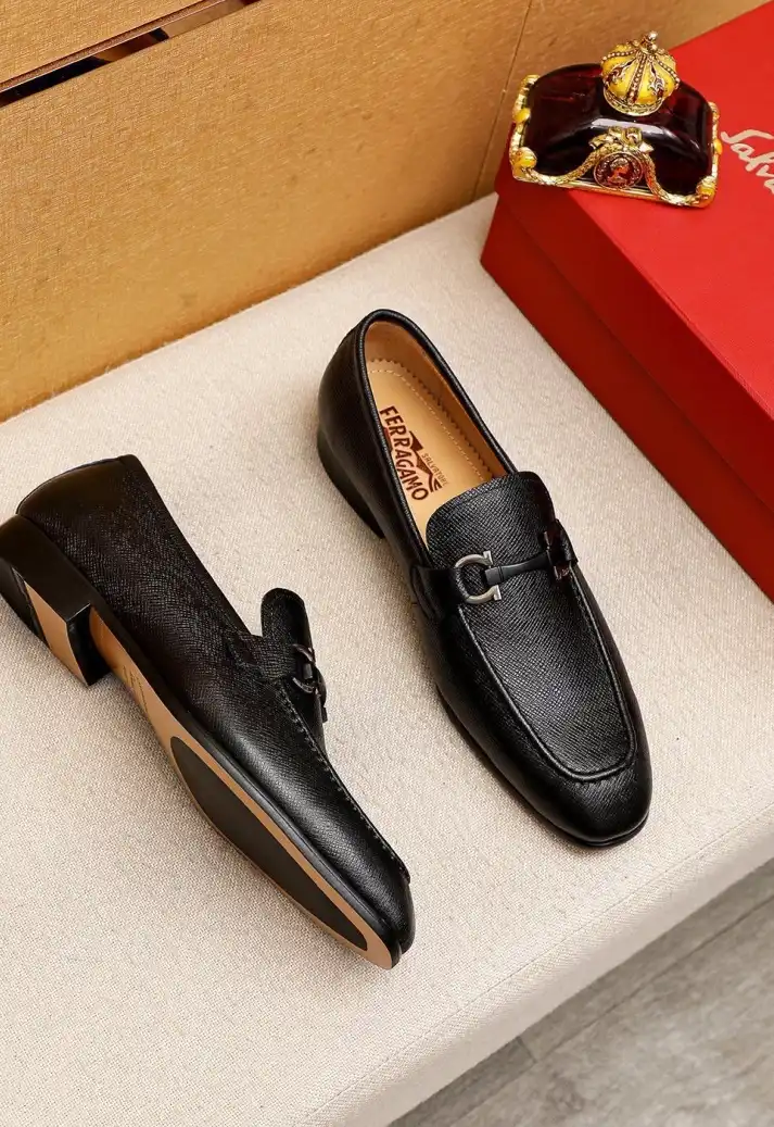 hype Ferragamo Leather Shoes