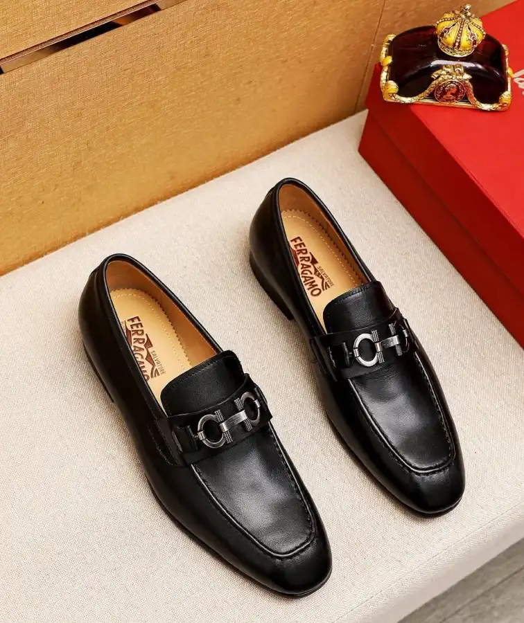 hype Ferragamo Leather Shoes