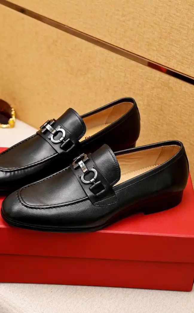 hype Ferragamo Leather Shoes