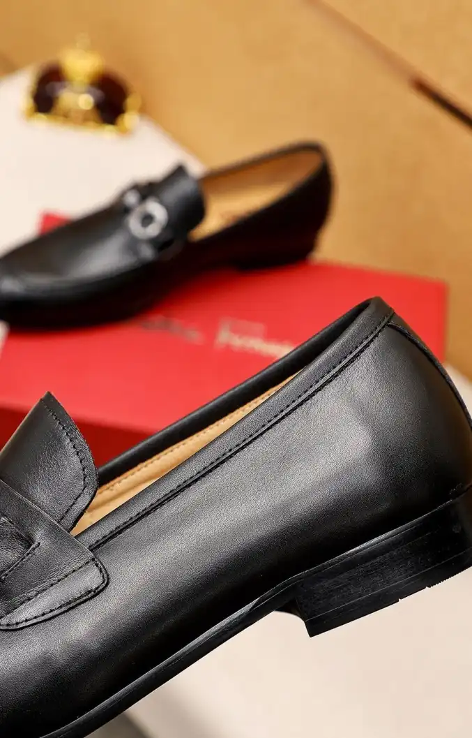 hype Ferragamo Leather Shoes