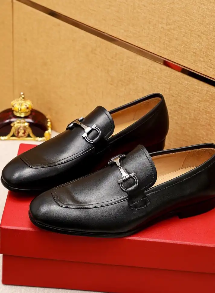 hype Ferragamo Leather Shoes