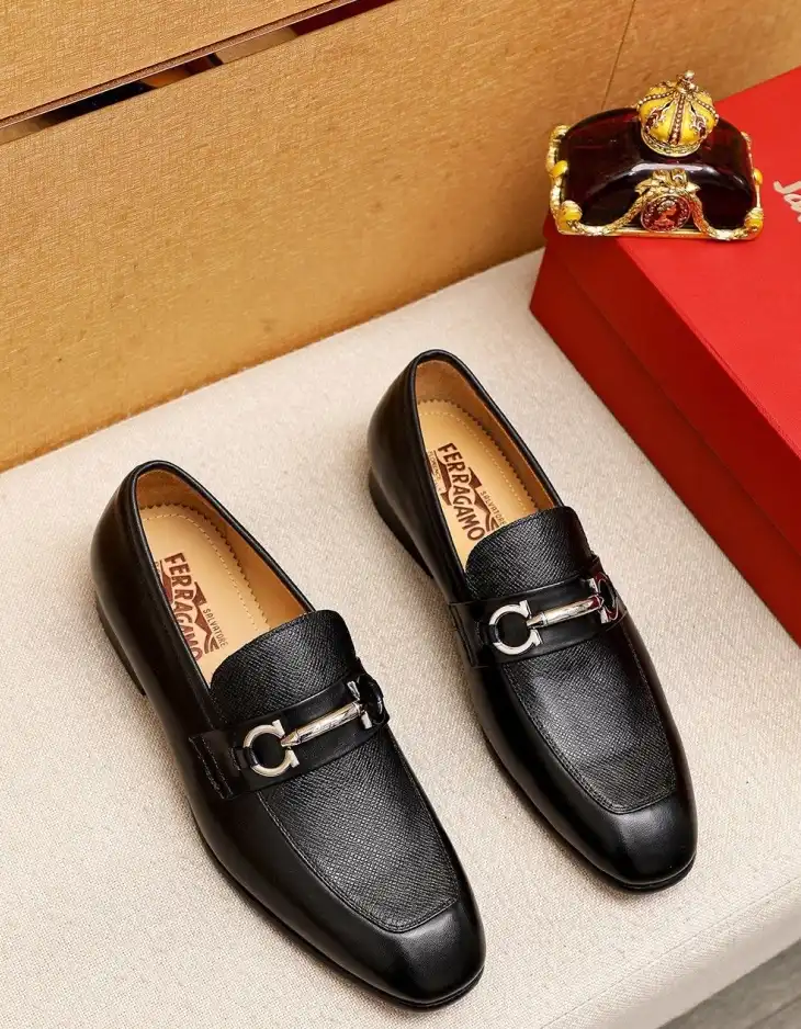 hype Ferragamo Leather Shoes