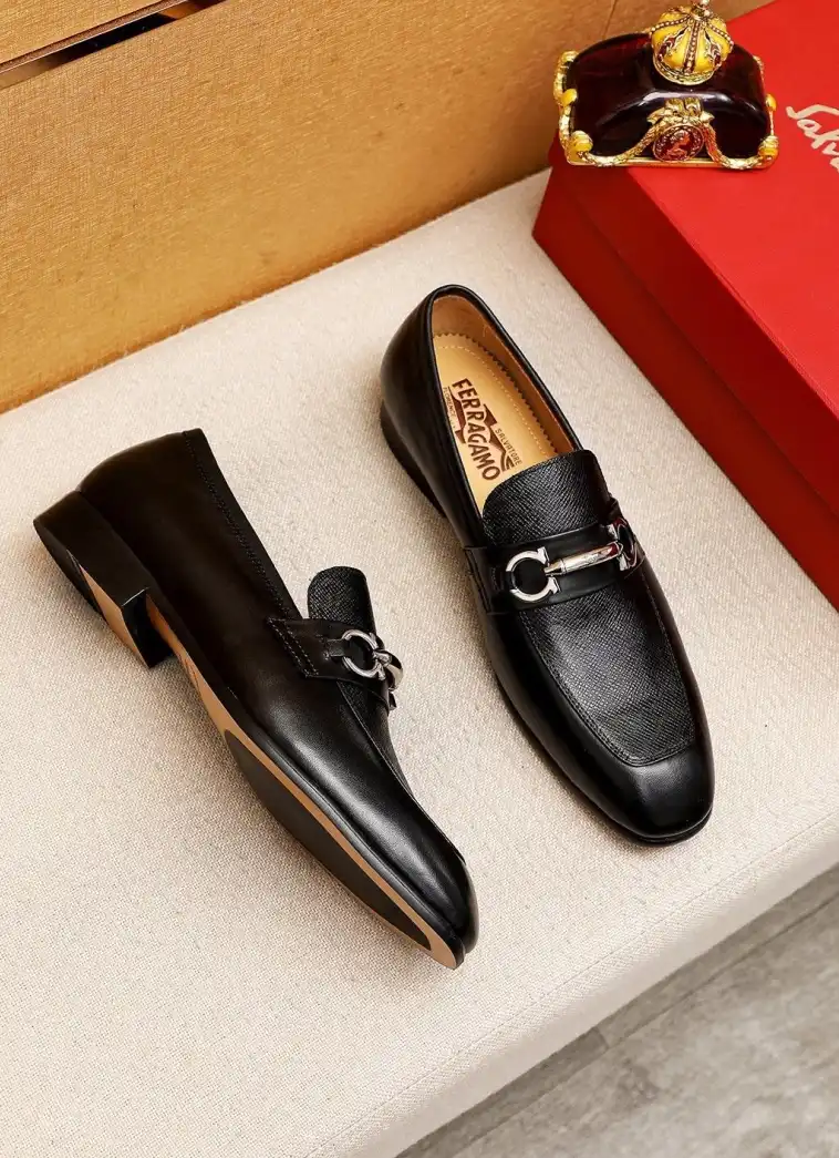 hype Ferragamo Leather Shoes