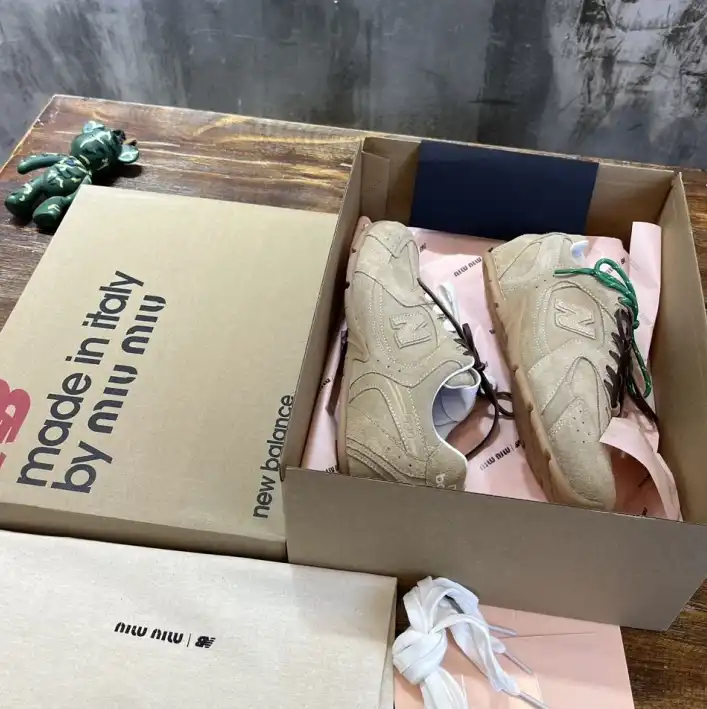 hype Miu Miu Casual Shoes