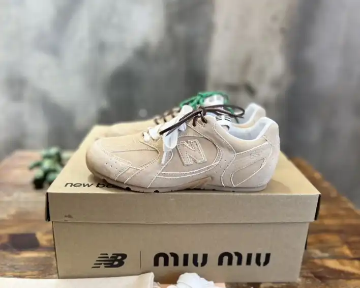 hype Miu Miu Casual Shoes