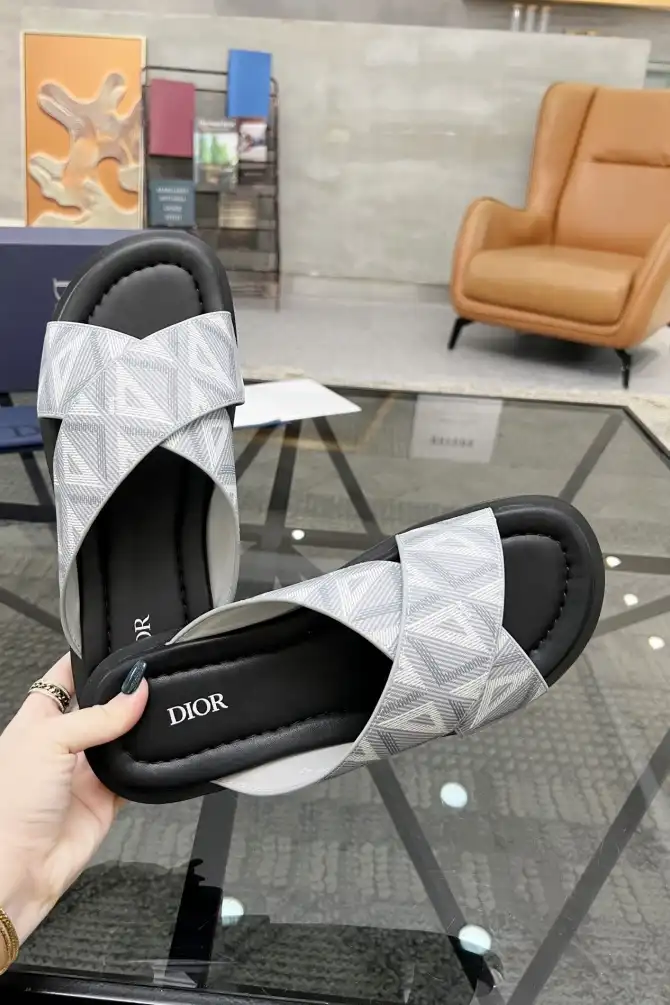 hype Christian Dior Slippers