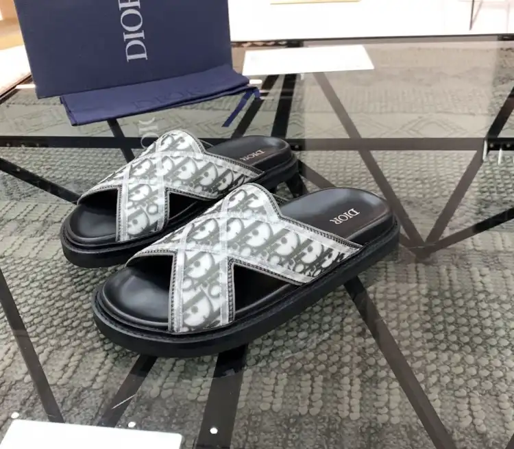 hype Christian Dior Slippers