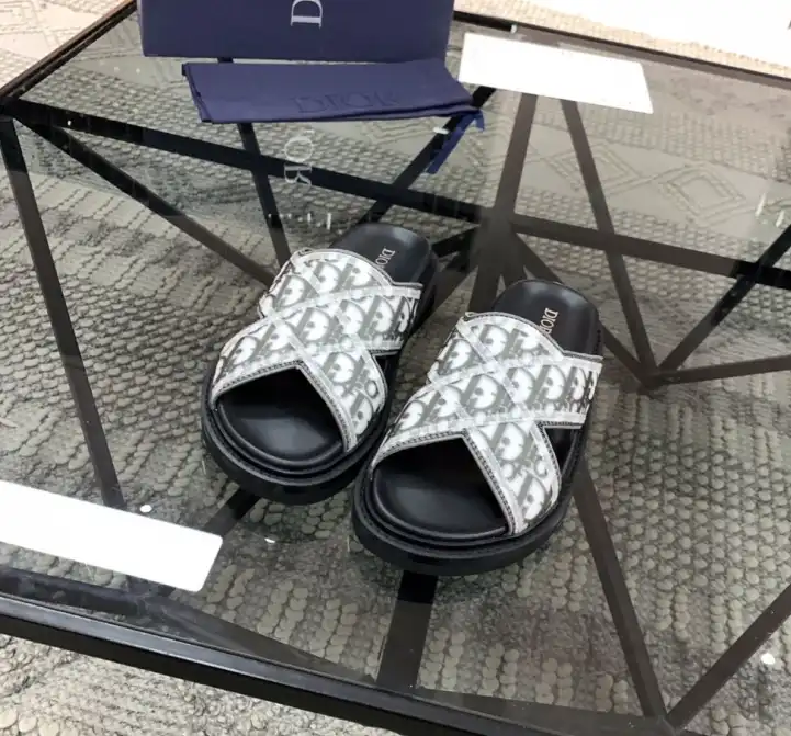 hype Christian Dior Slippers