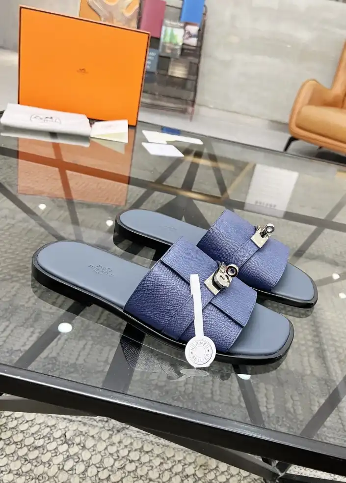 hype LV Slippers