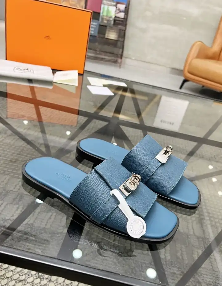 hype LV Slippers