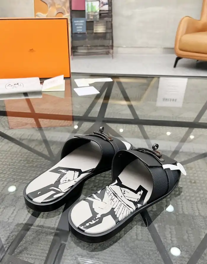 hype LV Slippers