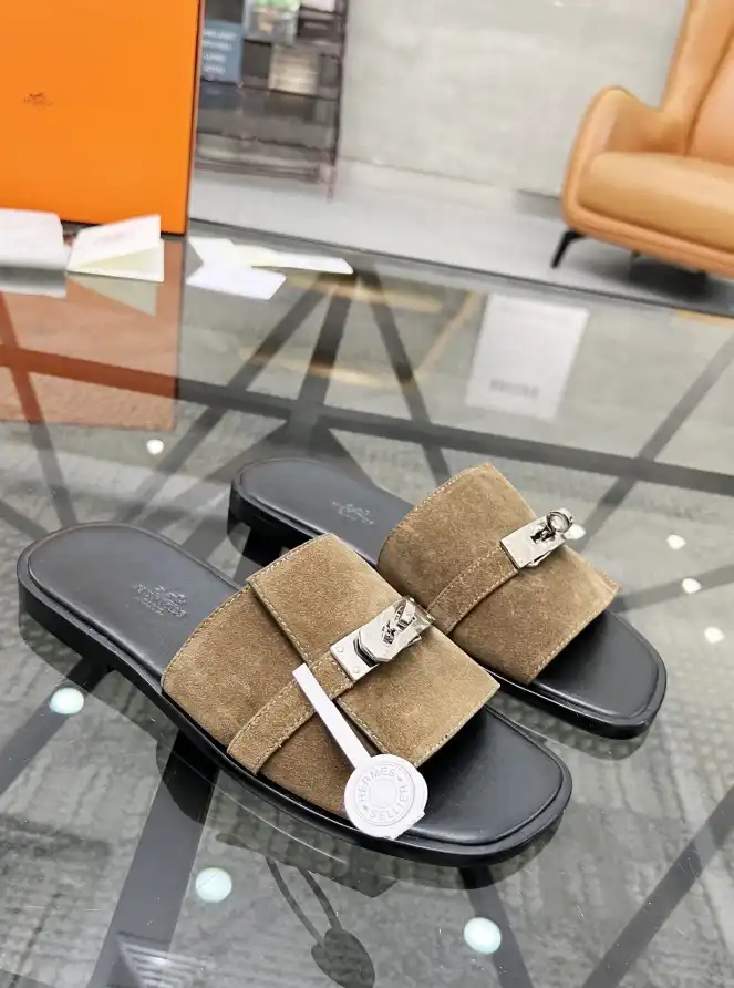 hype LV Slippers