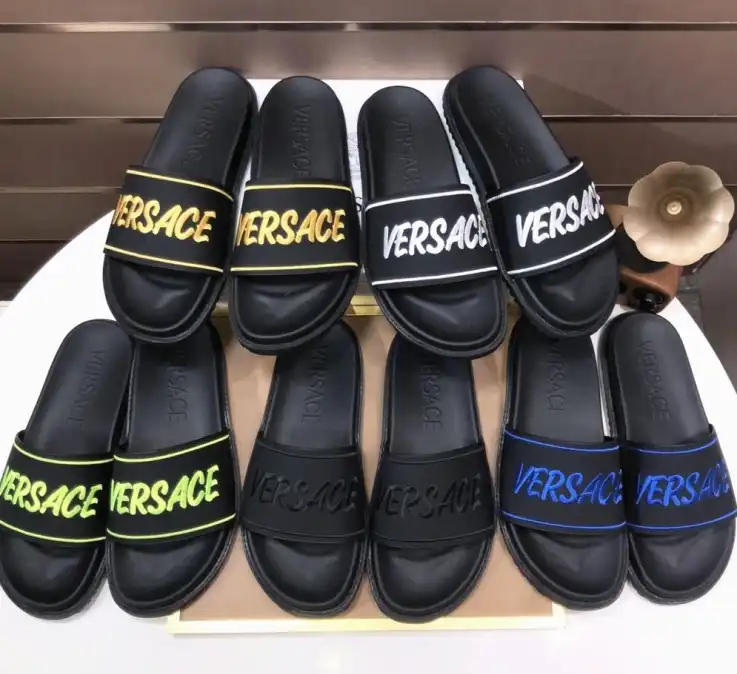 hype Givenchy Slippers