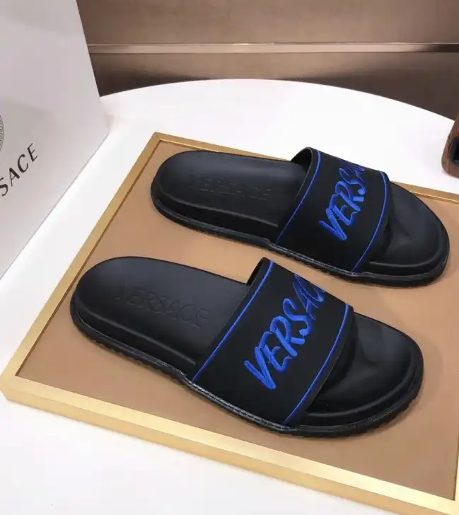 hype Givenchy Slippers