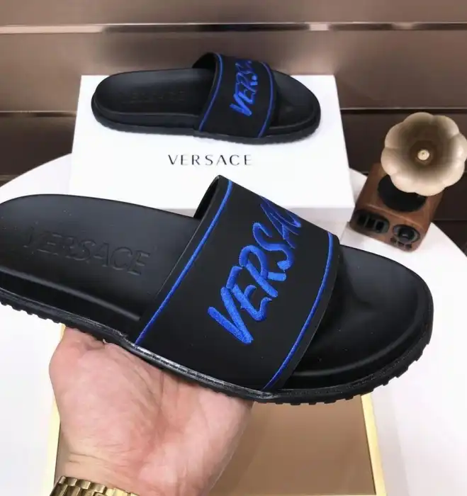 hype Givenchy Slippers