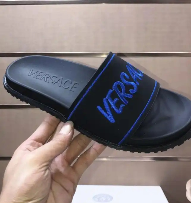 hype Givenchy Slippers