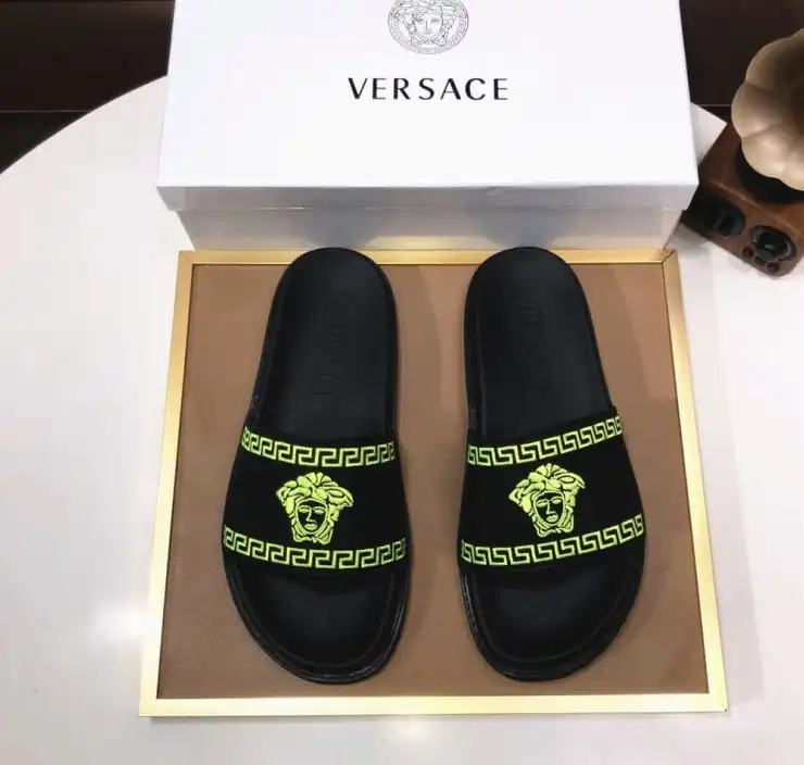 hype Givenchy Slippers