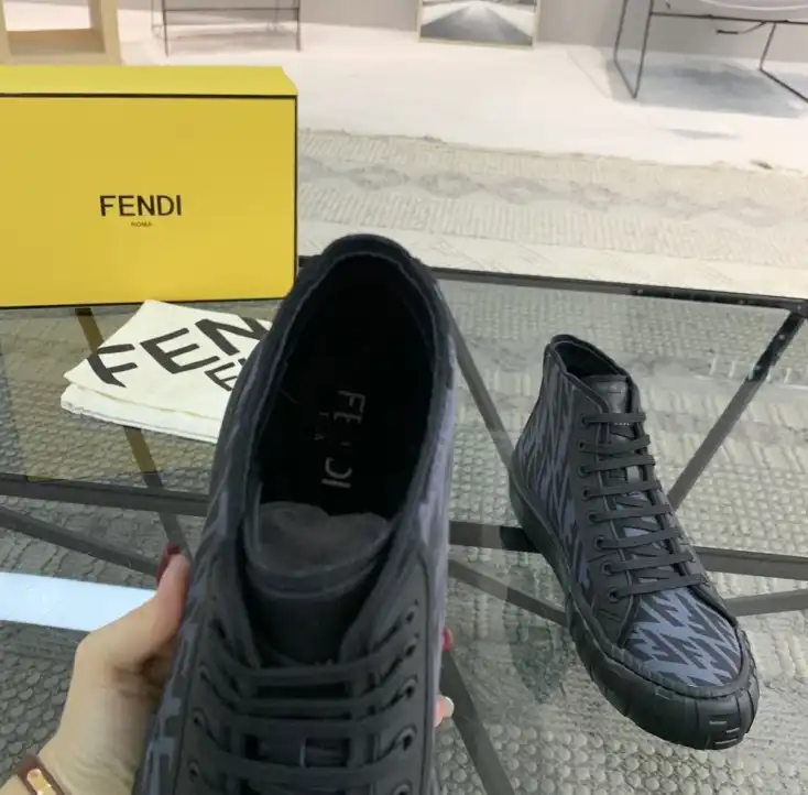 hype Fendi Sneakers