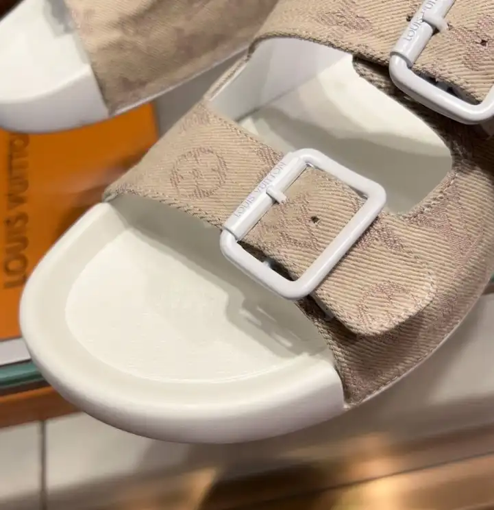 hype LV Slippers