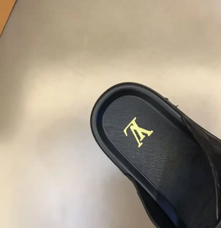 hype LV Slippers