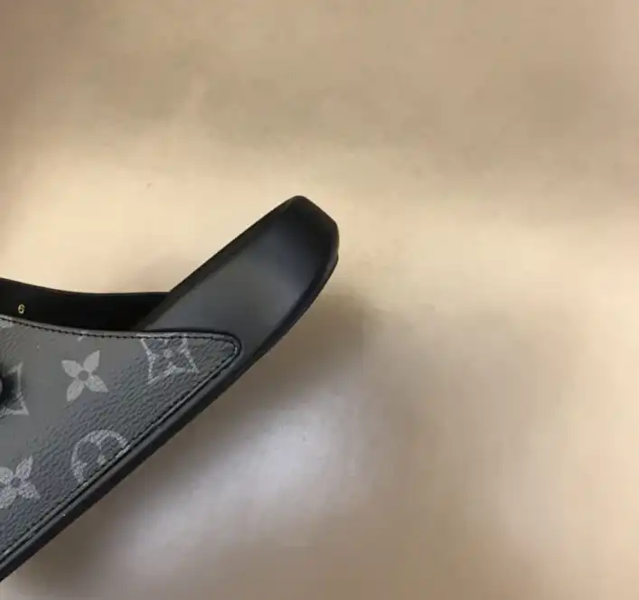 hype LV Slippers