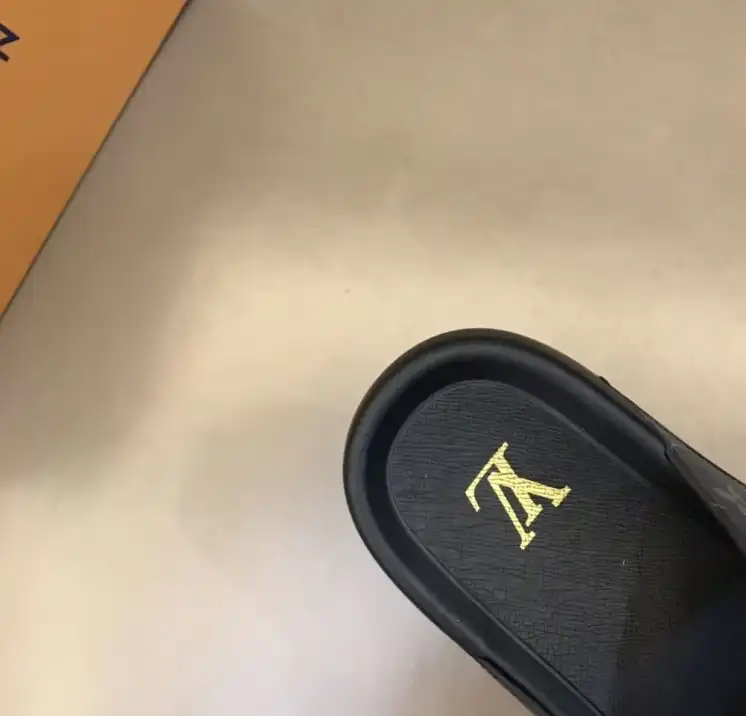 hype LV Slippers