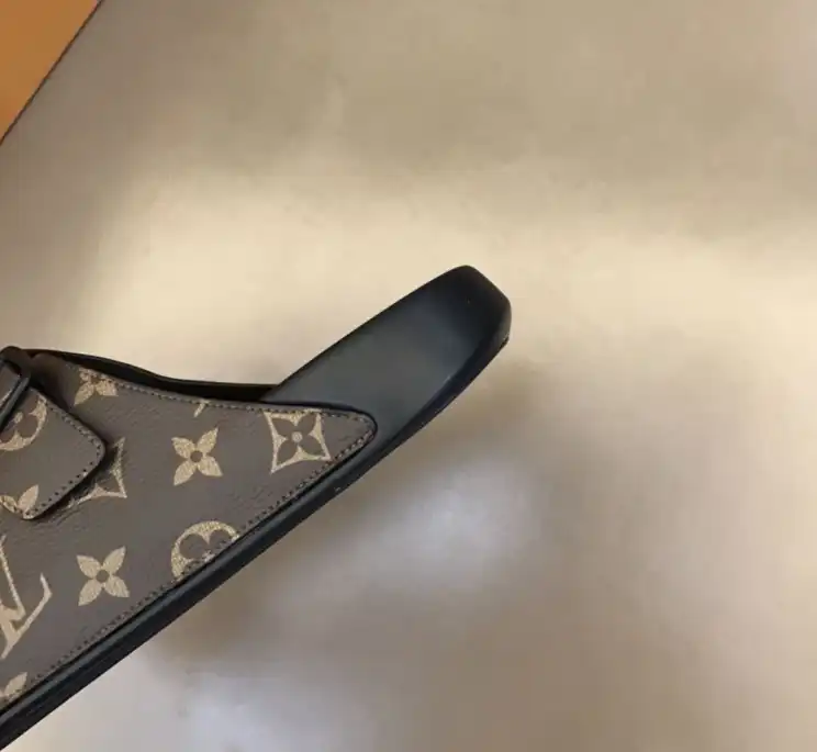 hype LV Slippers