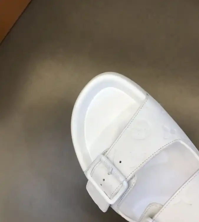 hype LV Slippers