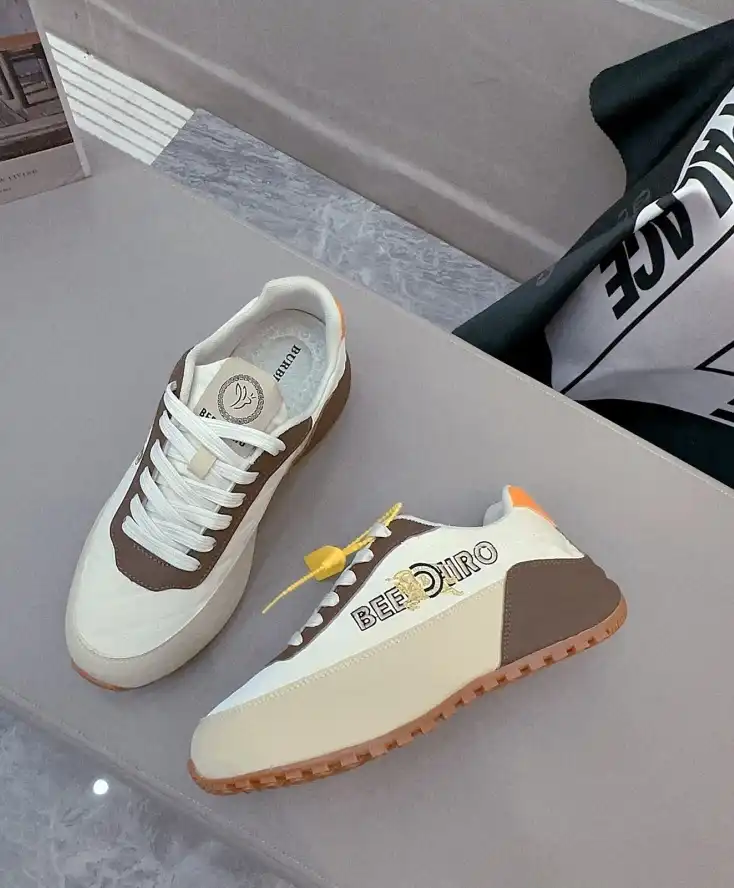 hype Burberry Sneakers