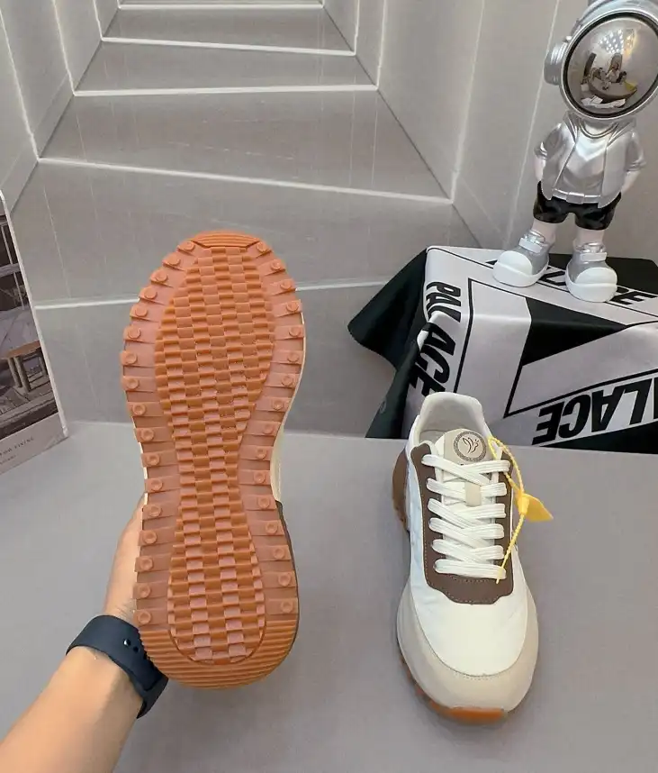 hype Burberry Sneakers