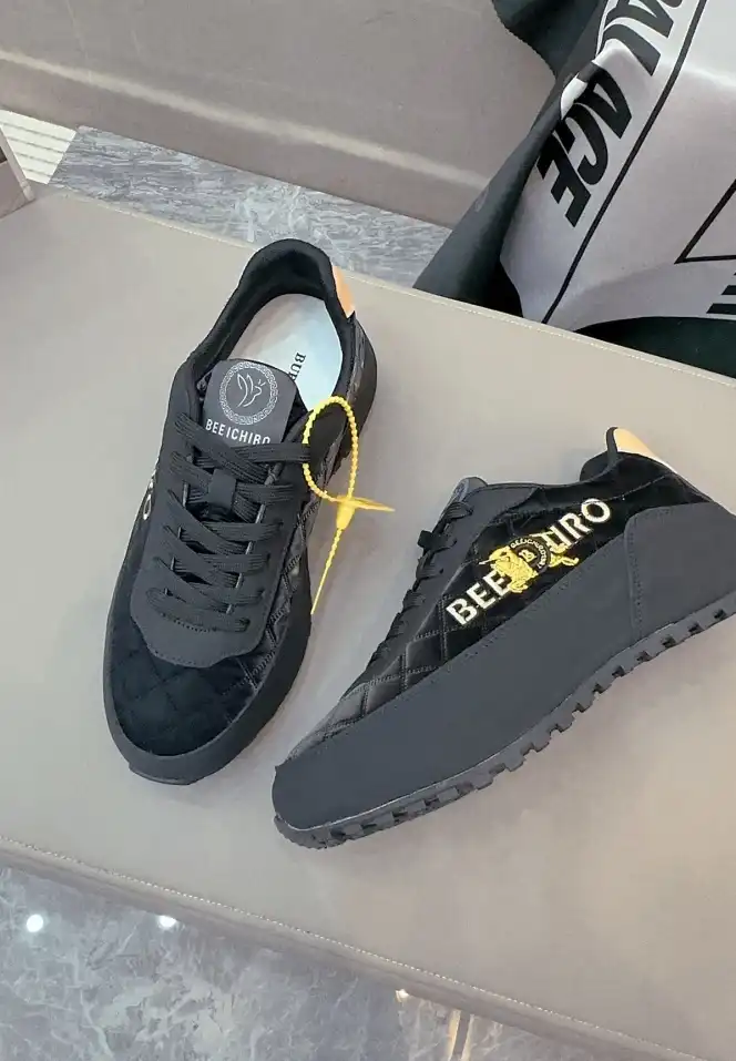 hype Burberry Sneakers