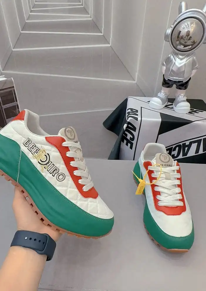 hype Burberry Sneakers