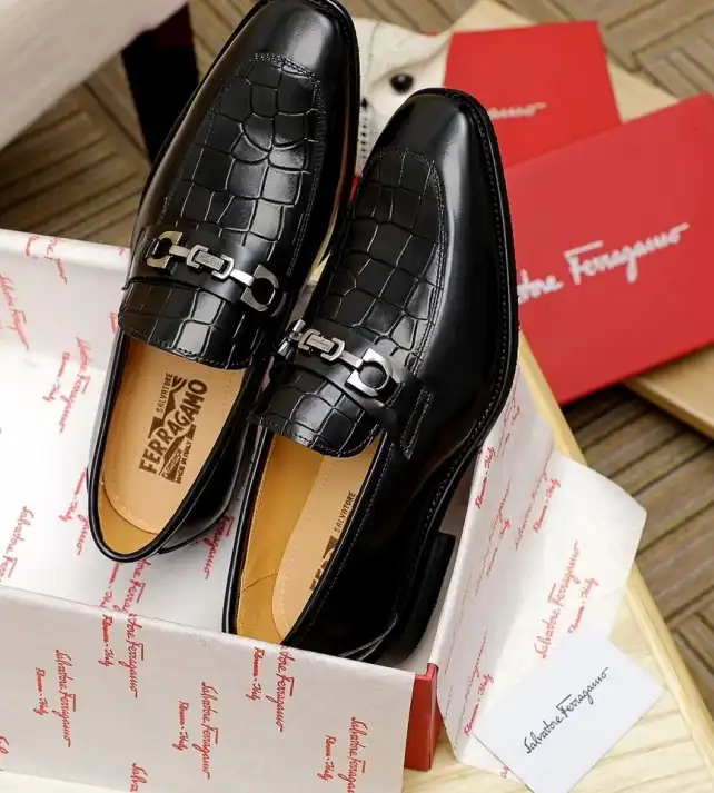 hype Ferragamo Leather Shoes