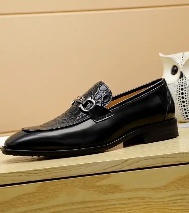 hype Ferragamo Leather Shoes